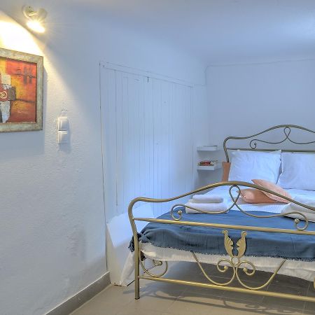 אתונה Aria Plaka Residence מראה חיצוני תמונה